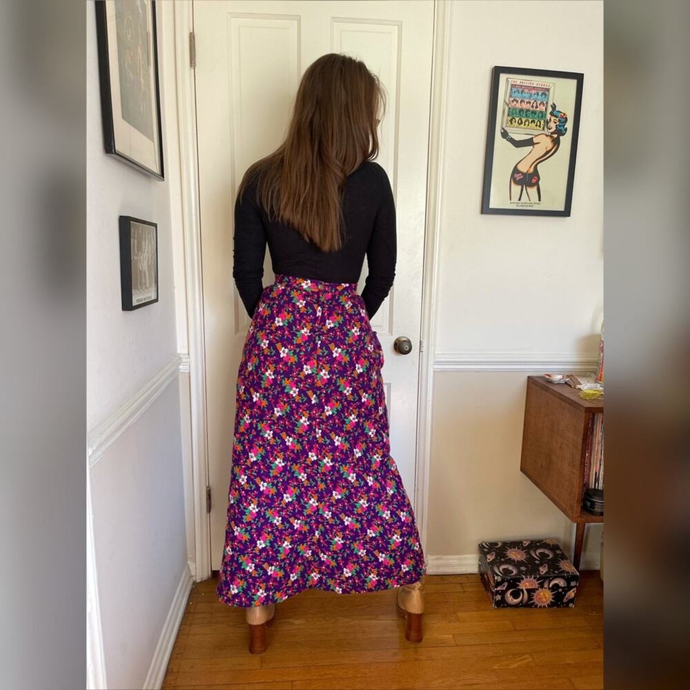 70s Vintage Mr. B Purple Floral Quilted Skirt - Picture 3 of 8